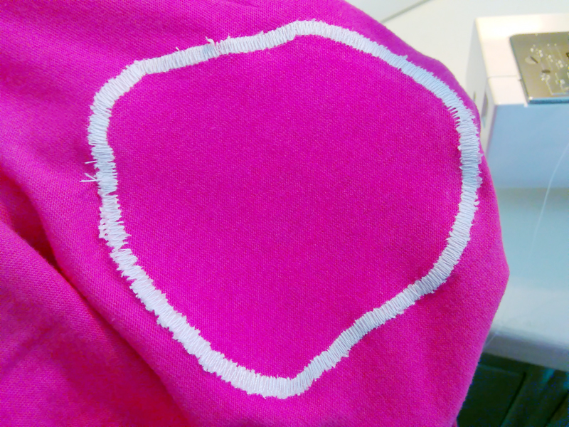 An Appliqued T-Shirt Tutorial from Muse of the Morning- make some fancy t-shirts really quickly!