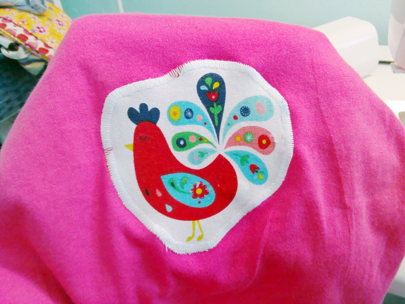 An Appliqued T-Shirt Tutorial from Muse of the Morning- make some fancy t-shirts really quickly!