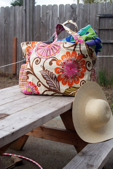 Sew a giant beach bag with this tutorial from Muse of the Morning