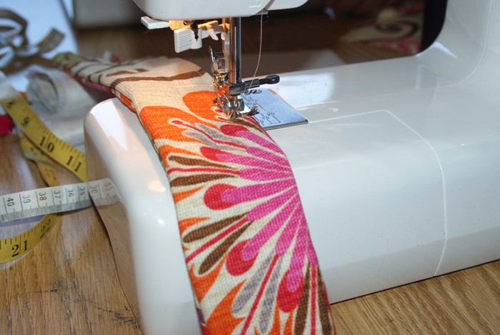 Sew a giant beach bag with this tutorial from Muse of the Morning